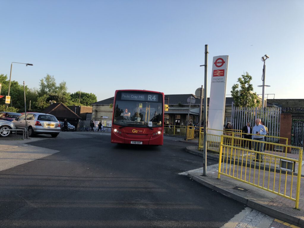 Route R4