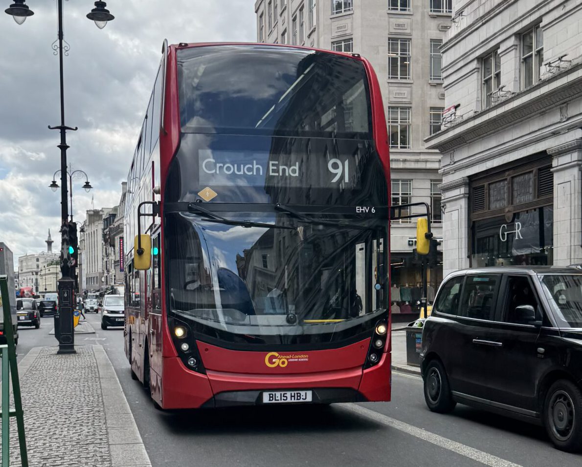 Volvo B5LH Enviro400 MMC