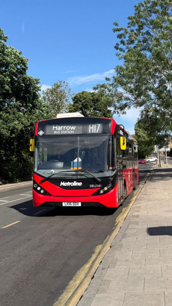 London bus on route H17